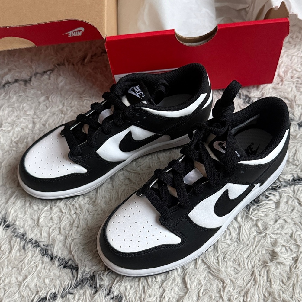 Nike - Kids Panda dunk low 13.5